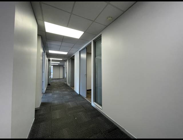 723M² OFFICE TO LET IN SANDTON CENTRAL